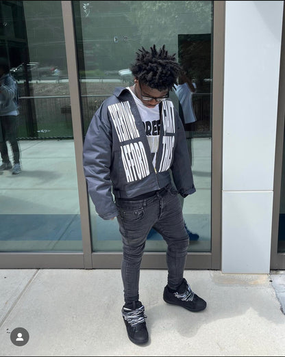 EVERYONE ¢ANT AFFORD THIS WORK JACKET